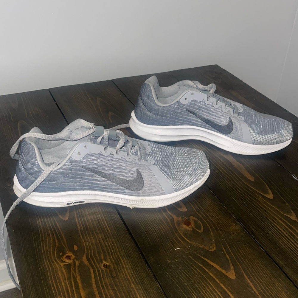 Nike running shoes size 9 grey